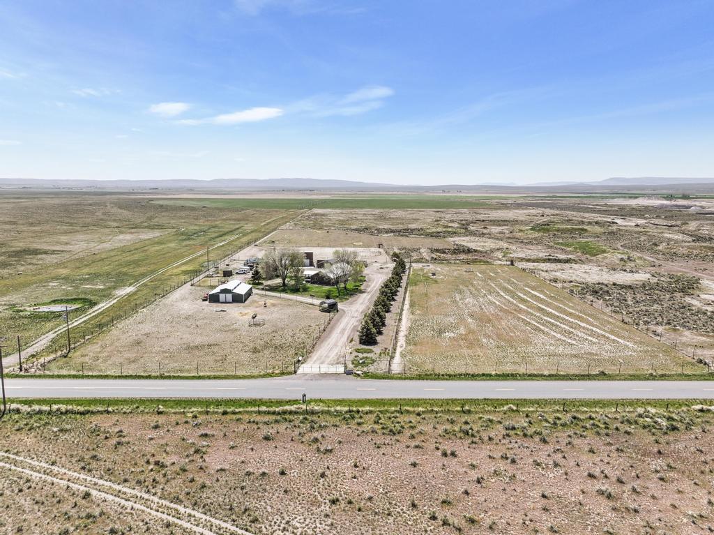 2097 E 2500 N Property Photo 68