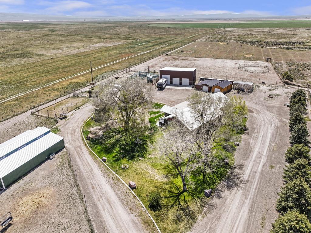 2097 E 2500 N Property Photo 71