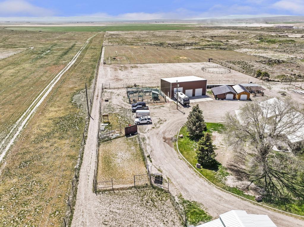 2097 E 2500 N Property Photo 72